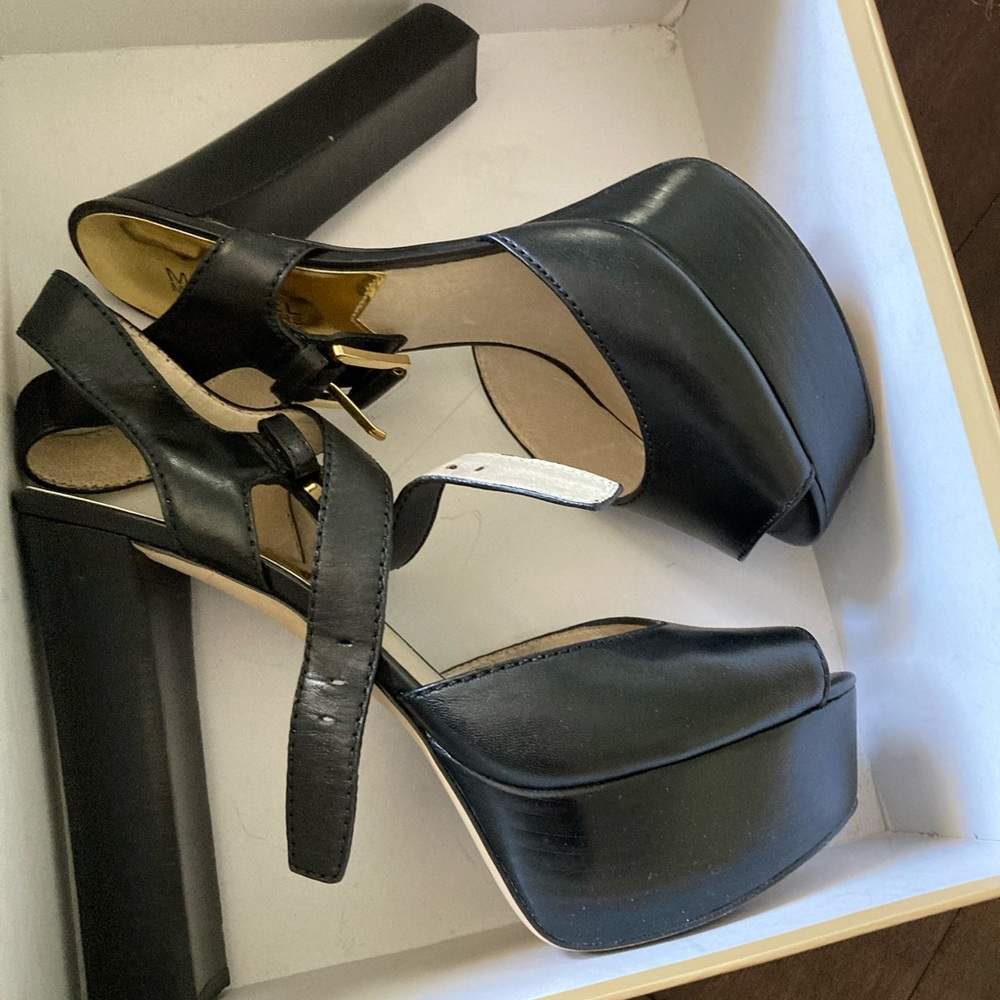 Michael Kors Shoes.